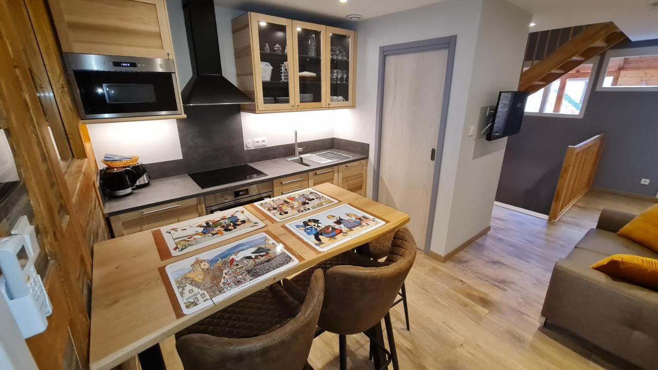 Appartement Duplex Climatise Avec Terrasse "Hansi" 콜마 외부 사진